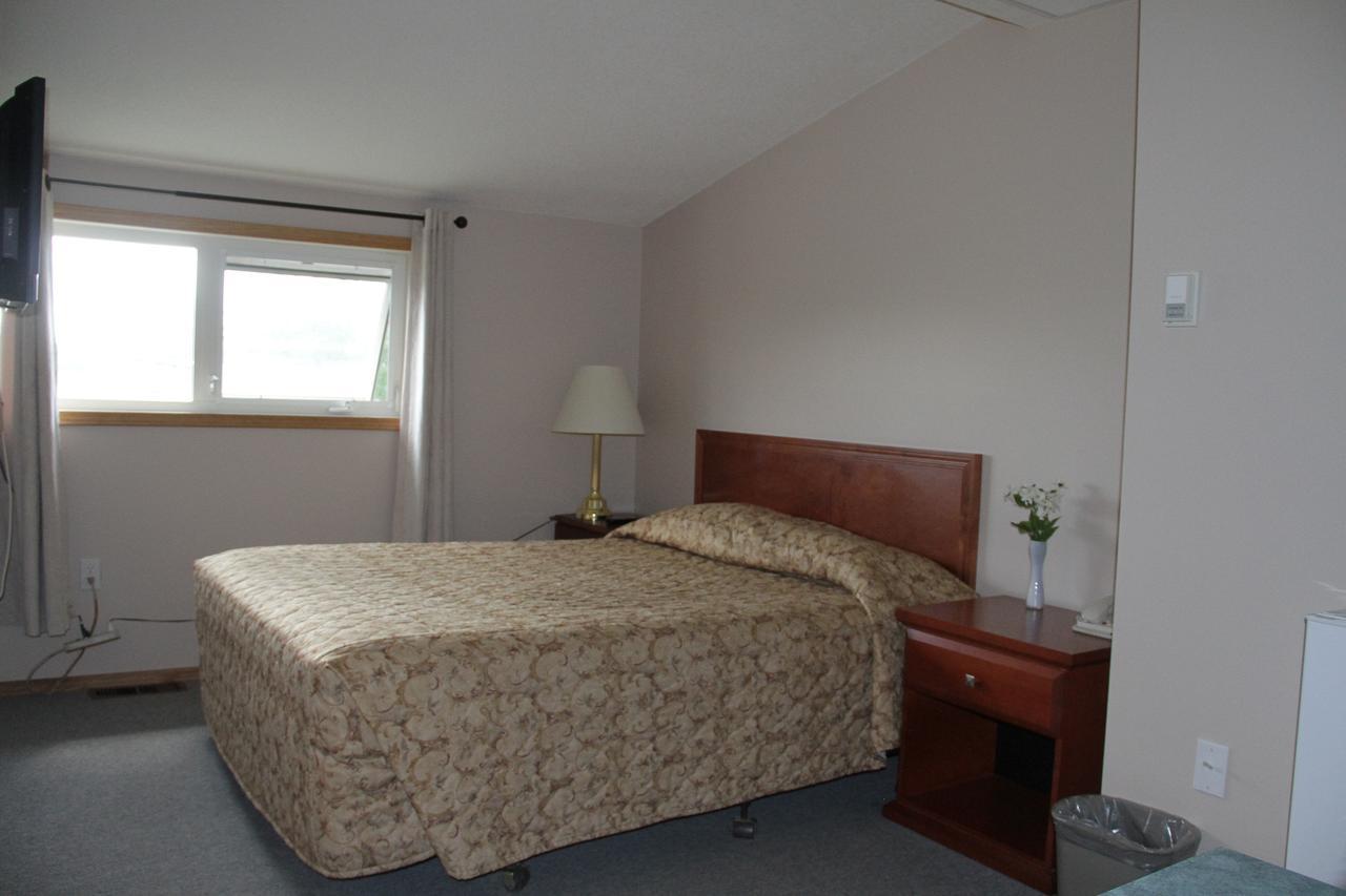 Garden Court Motel Manning Buitenkant foto